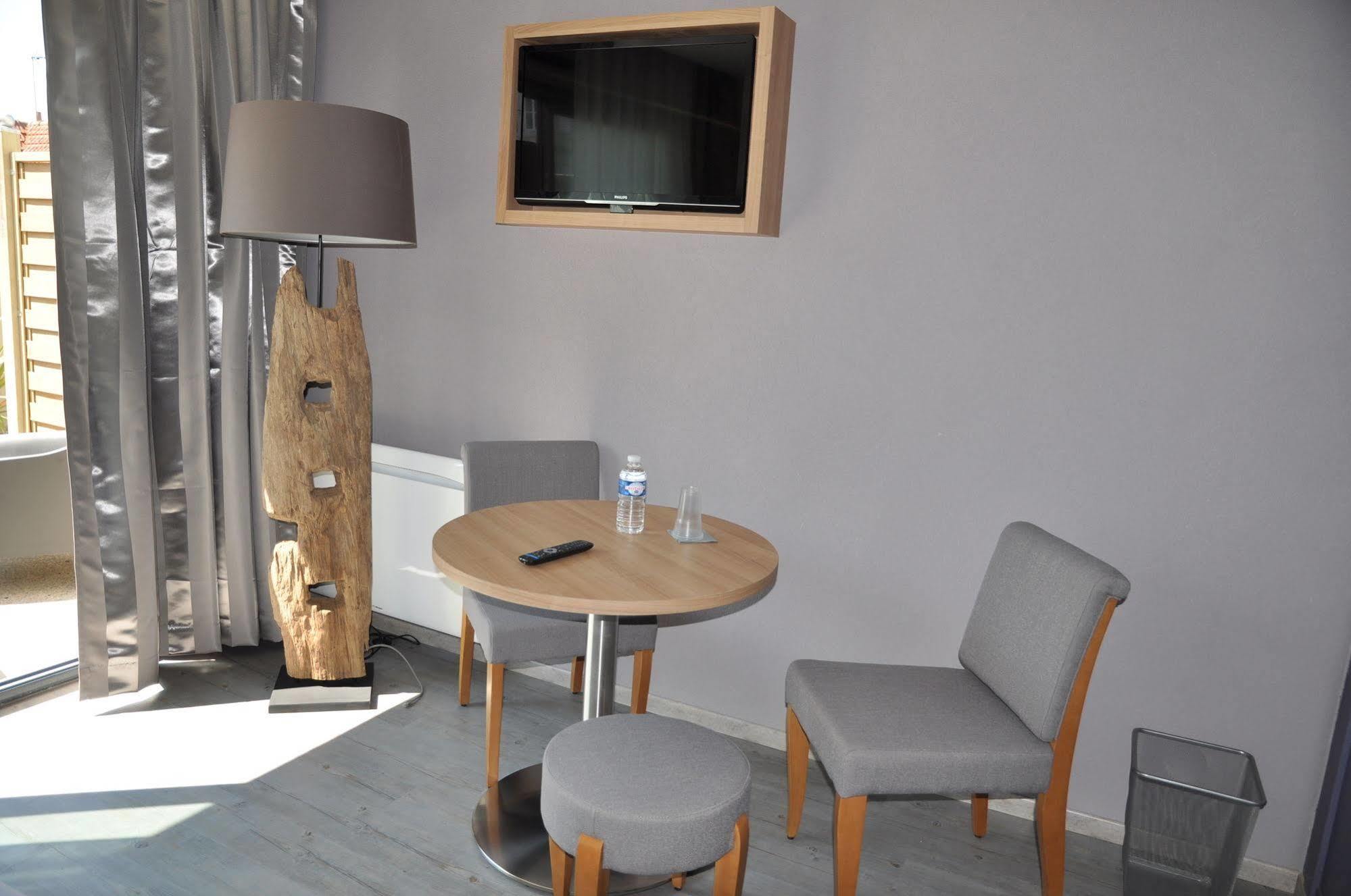 קורסיי-סור-מר La Cremaillere Hotel-Restaurant מראה חיצוני תמונה